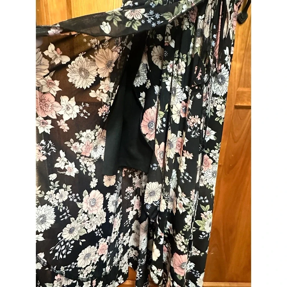 Aster Black Floral Print Sleeveless V-Neck Midi Dress, Large, flowy